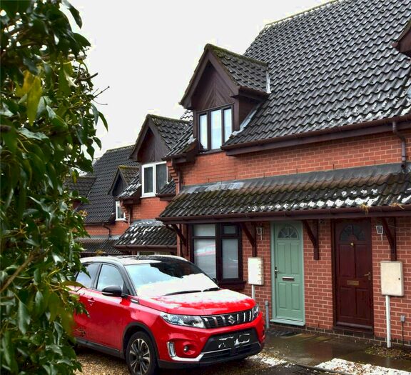 Property To Rent In Duston Road, Northampton, NN5