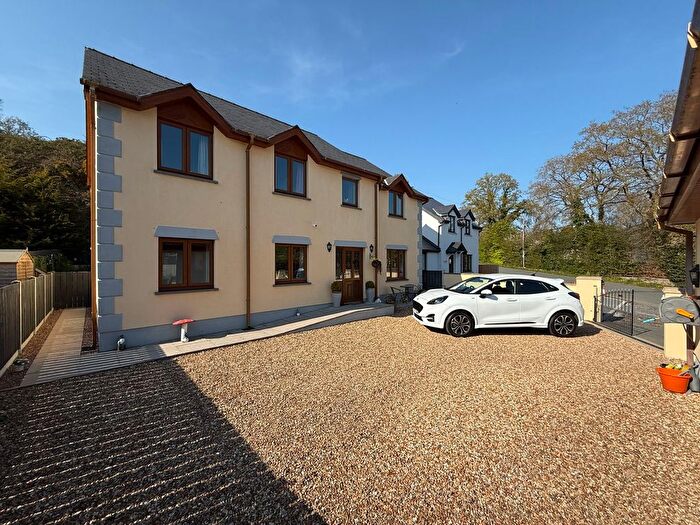 4 Bedroom Detached House For Sale In Cenarth, Newcastle Emlyn, SA38