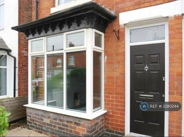2 Bedroom End Of Terrace House To Rent In Gordon Road, Birmingham, B17