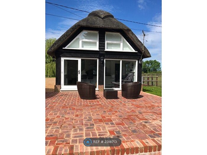 1 Bedroom Semi-Detached House To Rent In Wimborne, Dorset, BH21