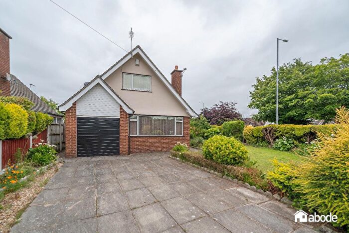 3 Bedroom Detached House For Sale In Southport Road, Formby, Liverpool, L37