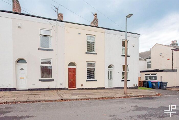 2 Bedroom Terraced House For Sale In Partington Street Worsley, Manchester, M28