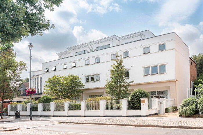 2 Bedroom Apartment For Sale In The Rex Apartments, Berkhamsted, Hertfordshire, HP4