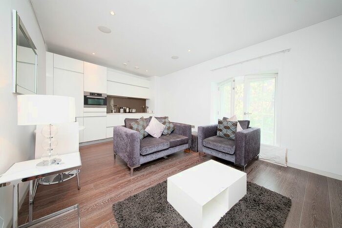 1 Bedroom Flat To Rent In Strand, London, WC2R
