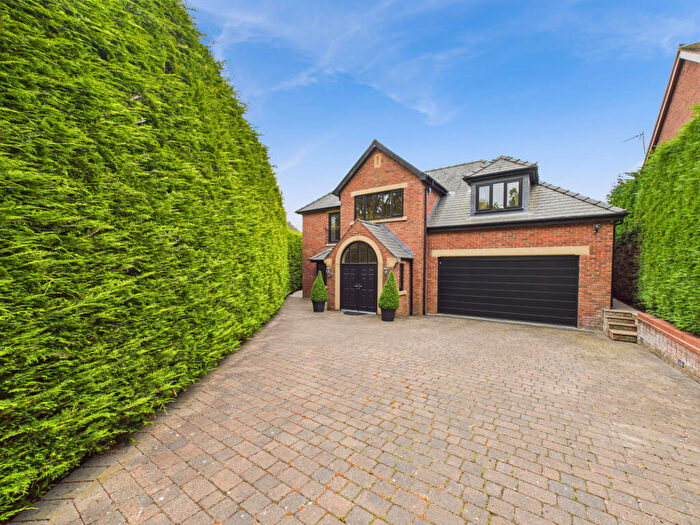 4 Bedroom Detached House For Sale In Dowbridge, Kirkham, PR4