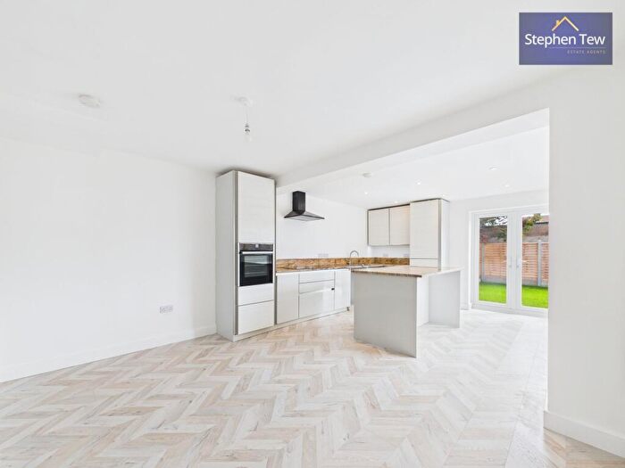 2 Bedroom End Of Terrace House For Sale In Ivy Avenue, Blackpool, FY4