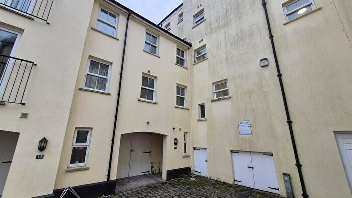 3 Bedroom Town House To Rent In Market Street, Haverfordwest, SA61