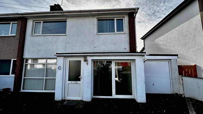 3 Bedroom Semi-Detached House To Rent In Heol Alun, Aberystwyth, SY23