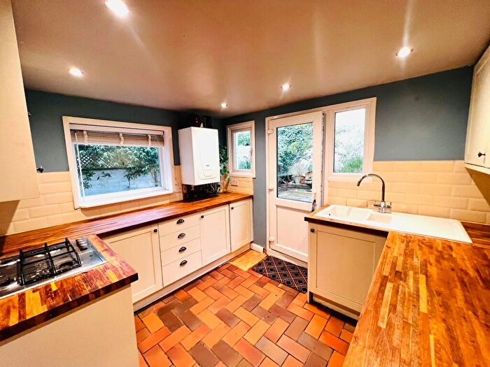 3 Bedroom House To Rent In Bath Road, Eastbourne, BN21