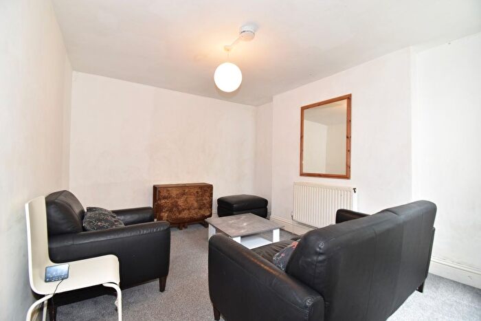 6 Bedroom Detached House To Rent In Trelawney Road, Falmouth, TR11