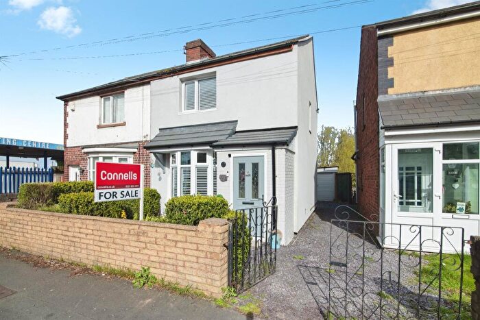 3 Bedroom Semi Detached House For Sale In Whitehall Road, West Bromwich, B70