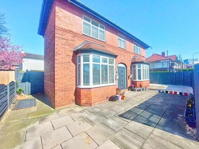 5 Bedroom Detached House To Rent In Ashfield Road, Sale, M33