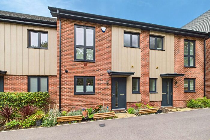 2 Bedroom Terraced House For Sale In Hollywood Place, Crowthorne, Berkshire, RG45