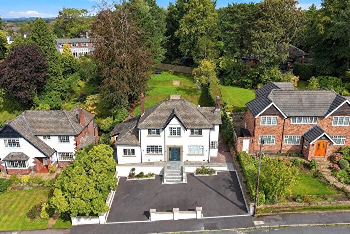 4 Bedroom Detached House For Sale In Badger Road, Prestbury, SK10