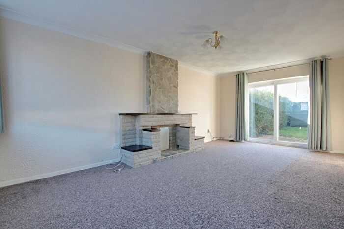 3 Bedroom Terraced House For Sale In Cannock Walk, Fareham, PO14