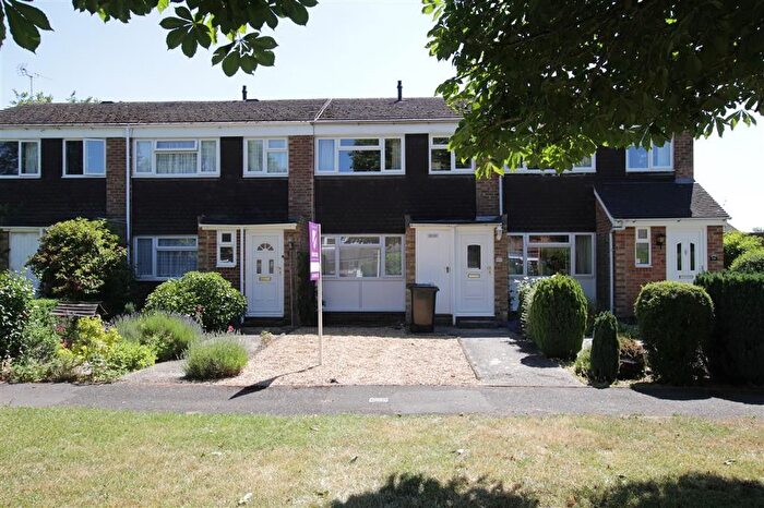 3 Bedroom Terraced House To Rent In Kennedy Drive, Pangbourne, Berkshire, RG8
