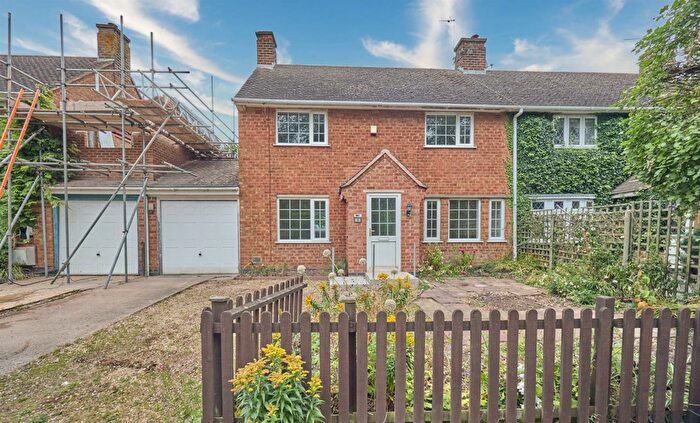 3 Bedroom Semi-Detached House For Sale In Hinckley Road, Aston Flamville, LE10