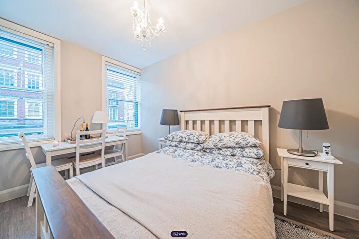 Studio To Rent In High Street, Windsor, SL4