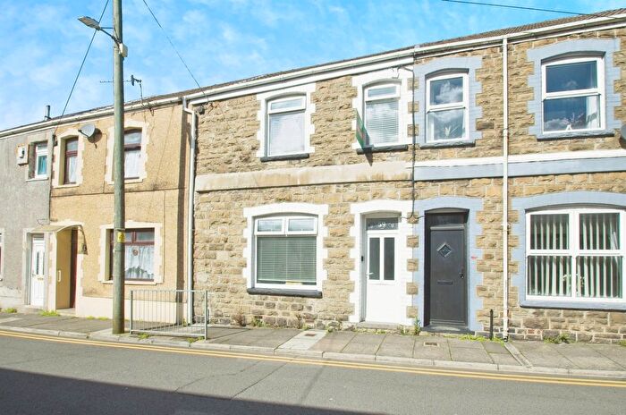 4 Bedroom Terraced House To Rent In Caerau Road, Maesteg, CF34