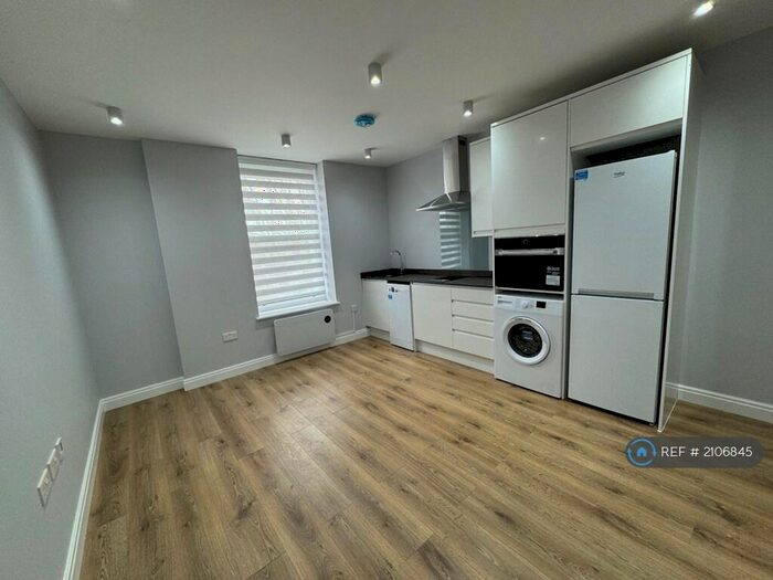 Studio To Rent In Fore Street, London, N9