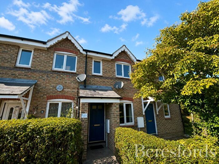 2 Bedroom Apartment To Rent In Hallcroft Chase, Highwoods, CO4