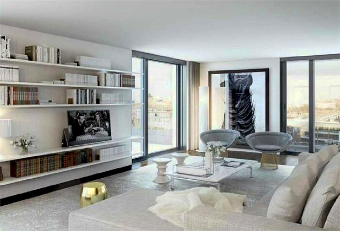 2 Bedroom Flat To Rent In Rathbone Place, London, W1T