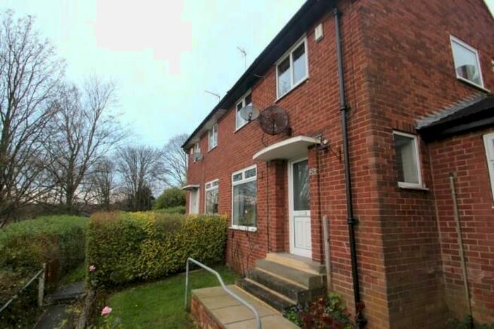 2 Bedroom Semi-Detached House To Rent In Lincombe Rise, Leeds, LS8