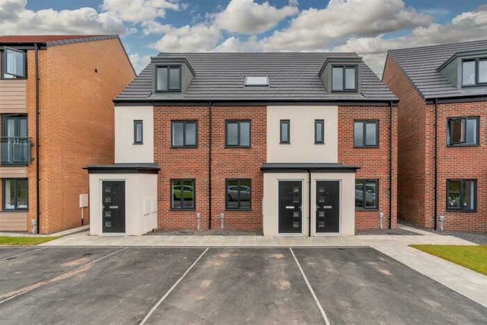 3 Bedroom Terraced House To Rent In Poppy Place, The Maples, Great Park, NE13