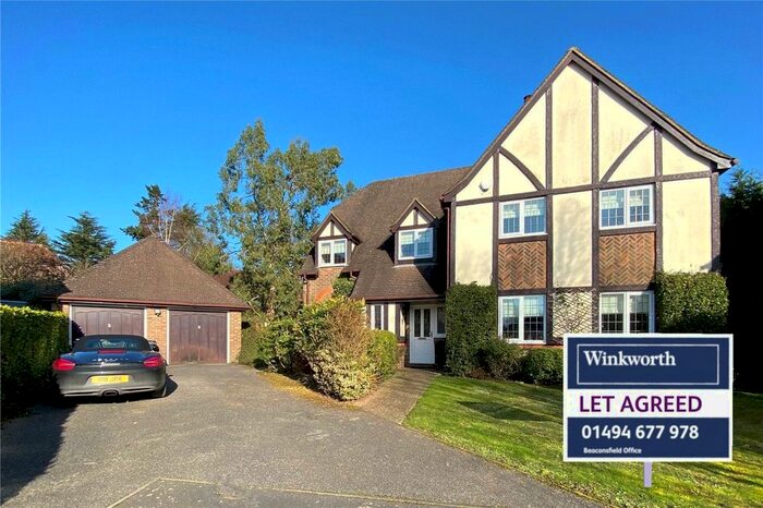 5 Bedroom Detached House To Rent In Oakdene, Beaconsfield, Bucks, HP9