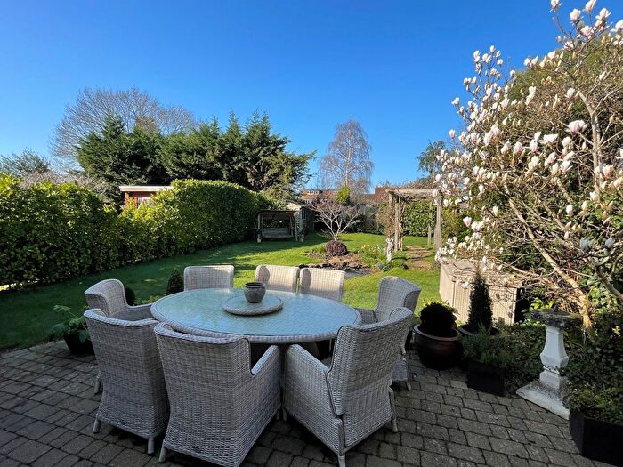 3 Bedroom Semi Detached House For Sale In Staplehurst, Kent, TN12