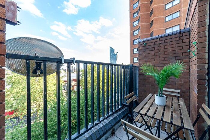 4 Bedroom Apartment To Rent In Upper Blantyre Walk, Chelsea, SW10