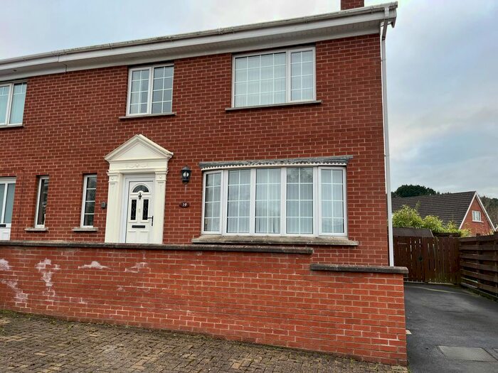 3 Bedroom Semi-Detached House To Rent In Hanwood Park, Belfast, BT16