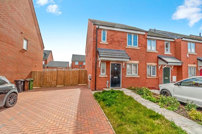 2 Bedroom End Terrace House For Sale In Ironworks Road, Walsall, West Midlands, WS2