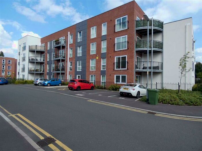 1 Bedroom Flat To Rent In Sheen Gardens, Manchester, M22