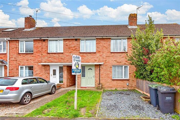 3 Bedroom Terraced House For Sale In Braishfield Road, Havant, Hampshire, PO9