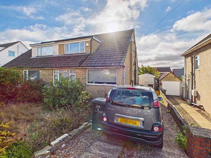 3 Bedroom Semi-detached House For Sale In Otley Road, Eldwick, West Yorkshire, BD16