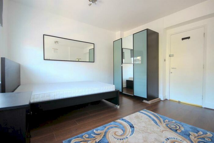 Studio To Rent In Crowndale Road, London, NW1