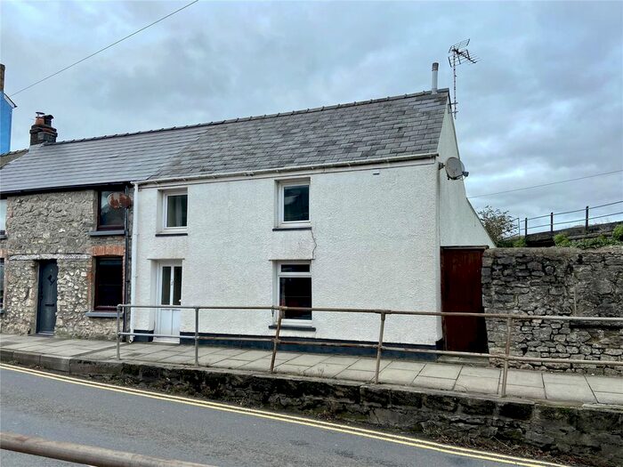 3 Bedroom End Of Terrace House To Rent In Station Road, Pembroke, Pembrokeshire SA71