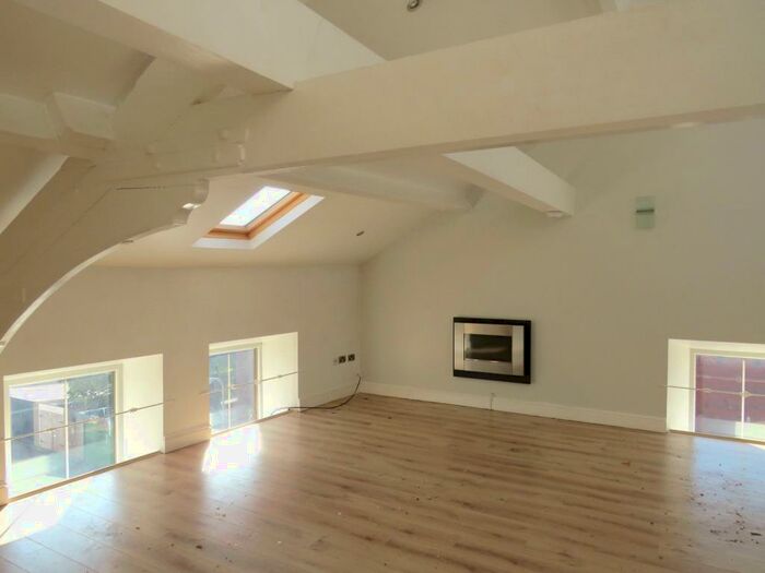 2 Bedroom Flat To Rent In Wybrow Terrace, Workington, Cumbria, CA14