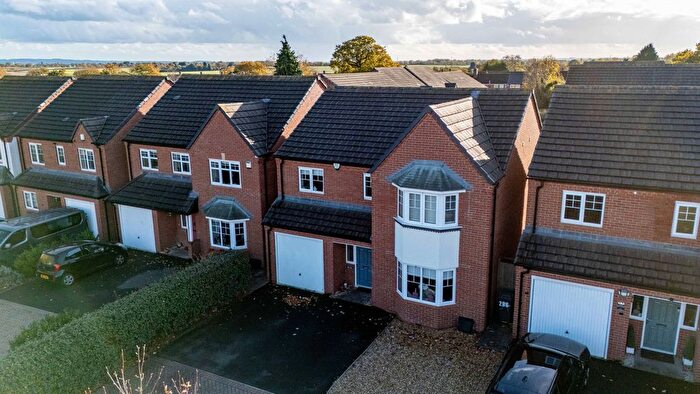 4 Bedroom Detached House For Sale In Lindridge Road, Sutton Coldfield, B75