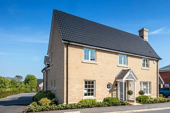 4 Bedroom Detached House For Sale In The Elms, Woolpit, Suffolk, IP30