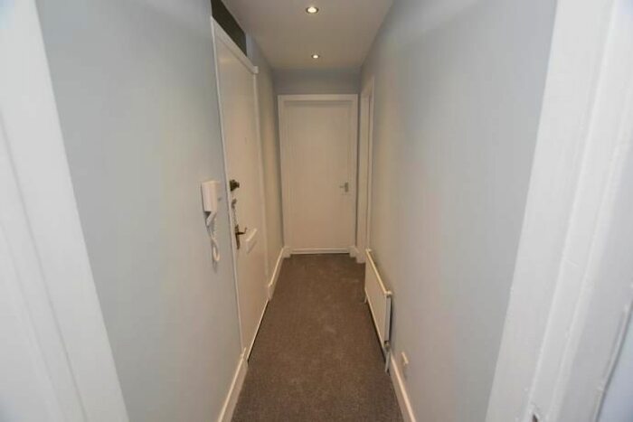 1 Bedroom Flat To Rent In South Inch Terrace, Perth, PH2