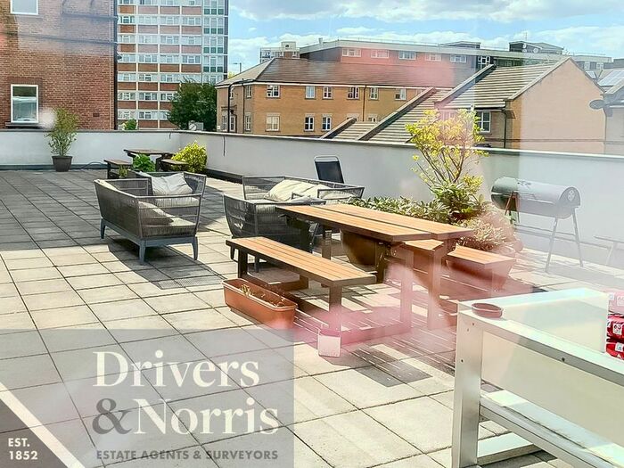 4 Bedroom Flat To Rent In Mintern Street, Islington, London, N1