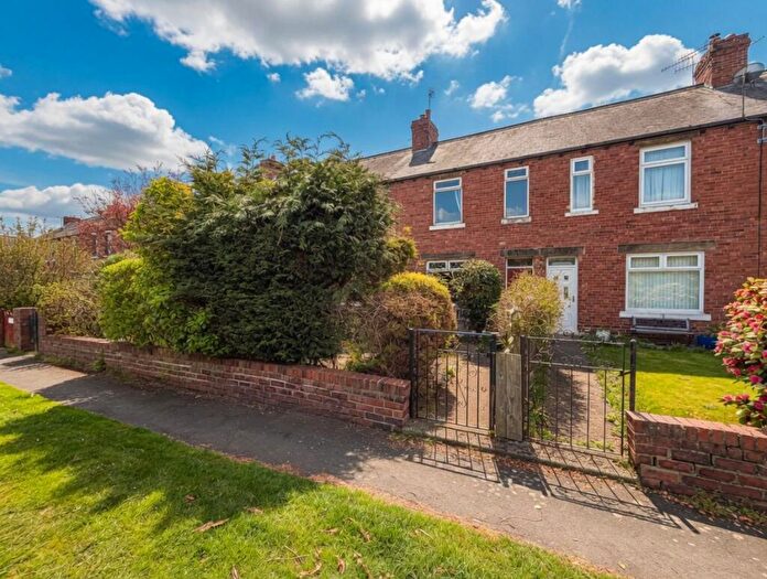 3 Bedroom Terraced House For Sale In West View, Burnopfield, Newcastle Upon Tyne, NE16