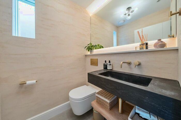5 Bedroom Detached House For Sale In Park Road, Beckenham, BR3