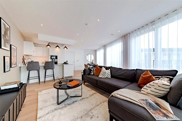 2 Bedroom Apartment For Sale In The Ash Building, Rudduck Way, Cambridge, CB3