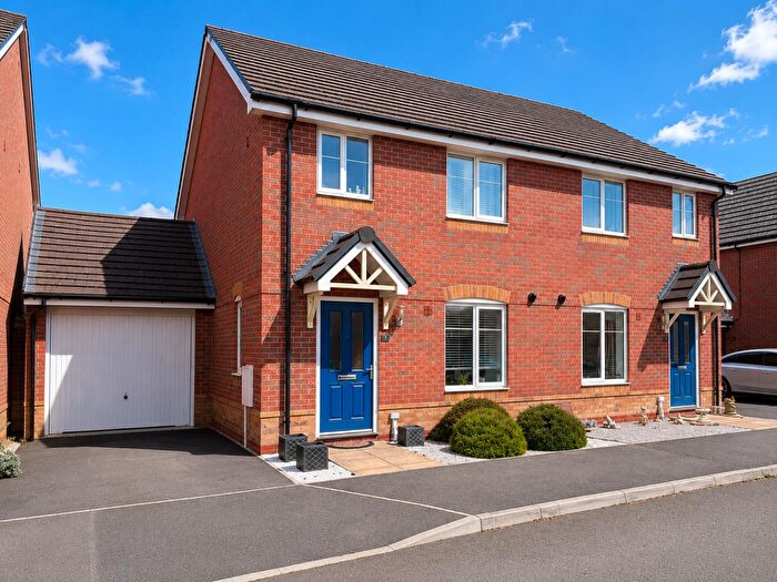 3 Bedroom Semi-Detached House To Rent In Keats Drive, Harwell, Didcot, OX11