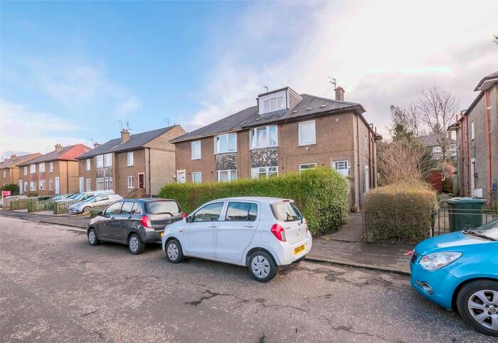3 Bedroom Flat To Rent In Oxgangs Terrace, Edinburgh, EH13
