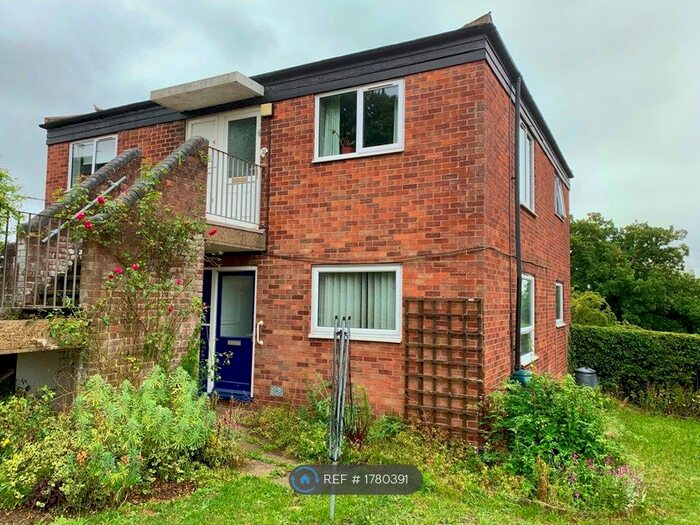 2 Bedroom Flat To Rent In Springbank, Norwich, NR1
