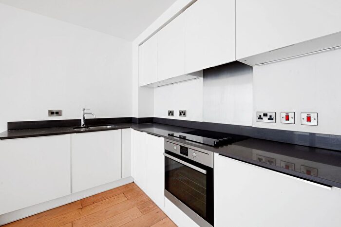 2 Bedroom Flat To Rent In Capitol Way, Cara House, NW9